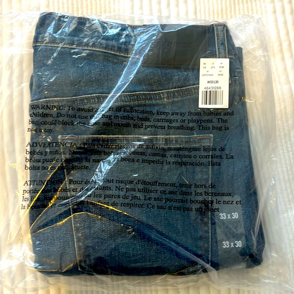 Straight Medium Wash Stretch Jeans (33x30)